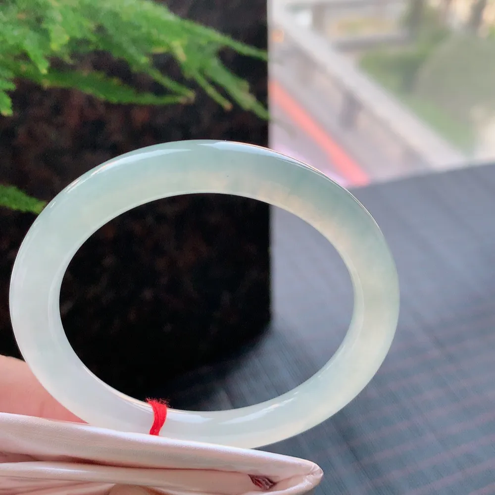 圆条高冰绿 无瑕 尺寸:53.5/7.5/8.1 种水好