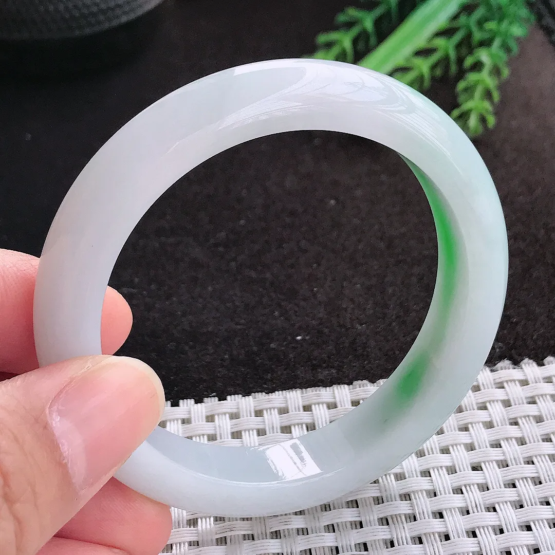 天然A货翡翠53.5/11.8/8.5老坑冰润起胶飘阳绿手镯宽边玉镯