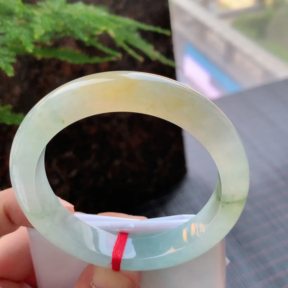 正圈高冰黄翡 无瑕 尺寸:58.1/12.6/9.1种色兼备