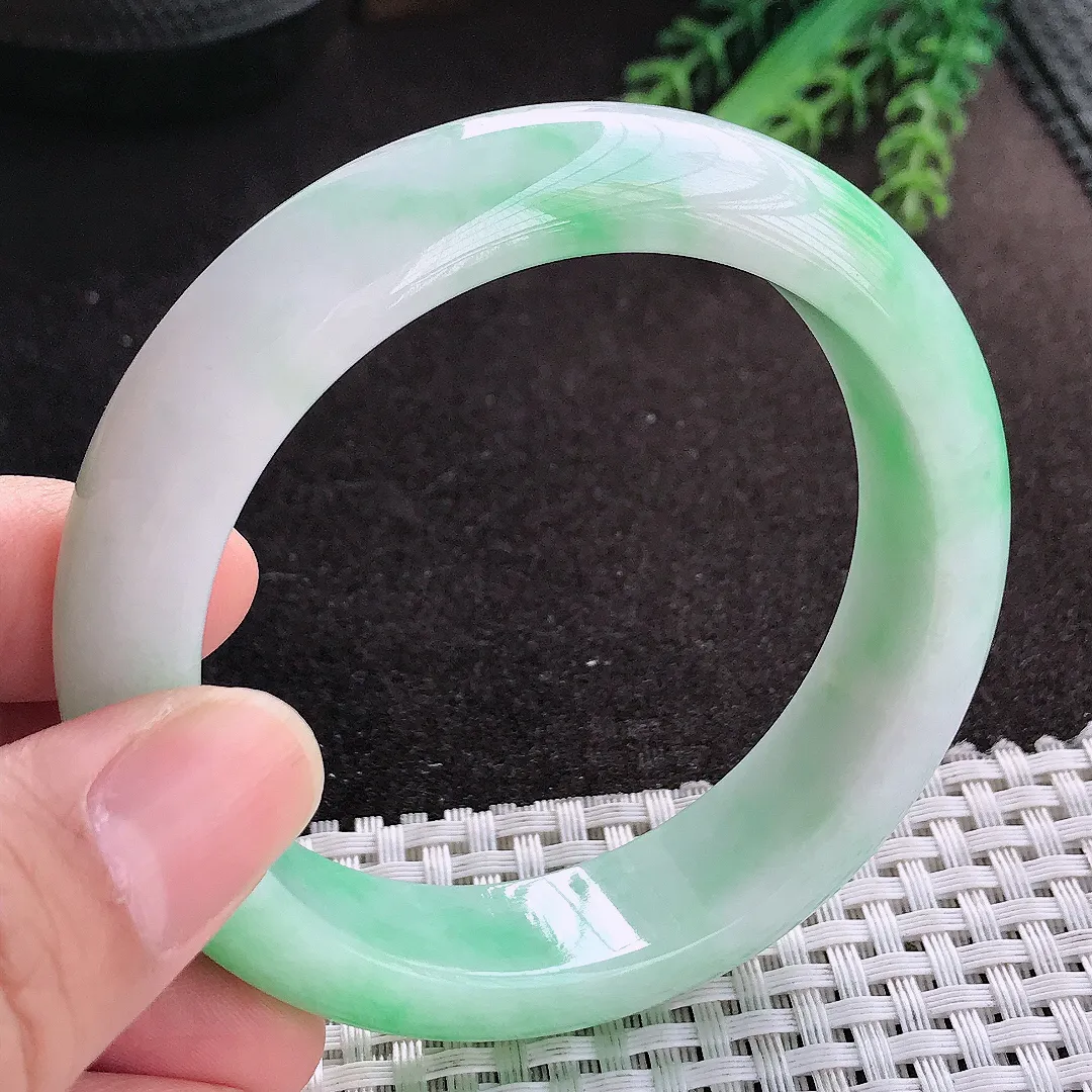 天然A货翡翠57.5/15/9.1老坑精美温苹果绿轮胎手镯宽边玉镯