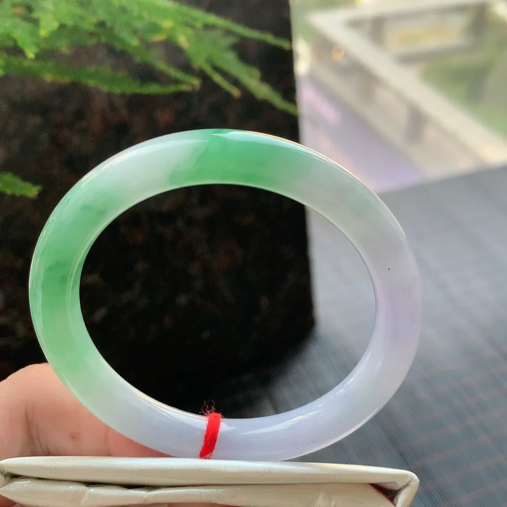 圆条冰糯春彩 无瑕 尺寸:52.7/8.4/8.1 色好