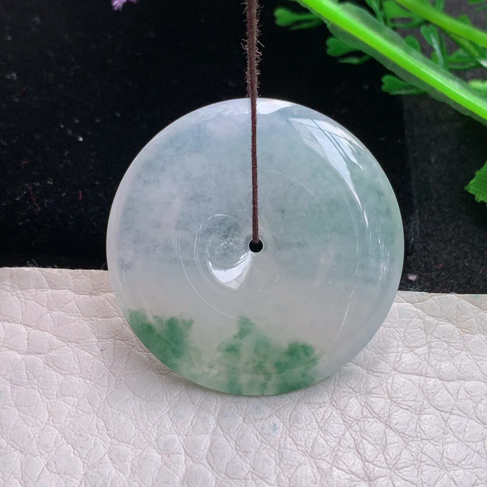 gp实拍35*5.4翡翠a货精雕冰飘花平安扣 玉扣玉吊坠 玉挂件