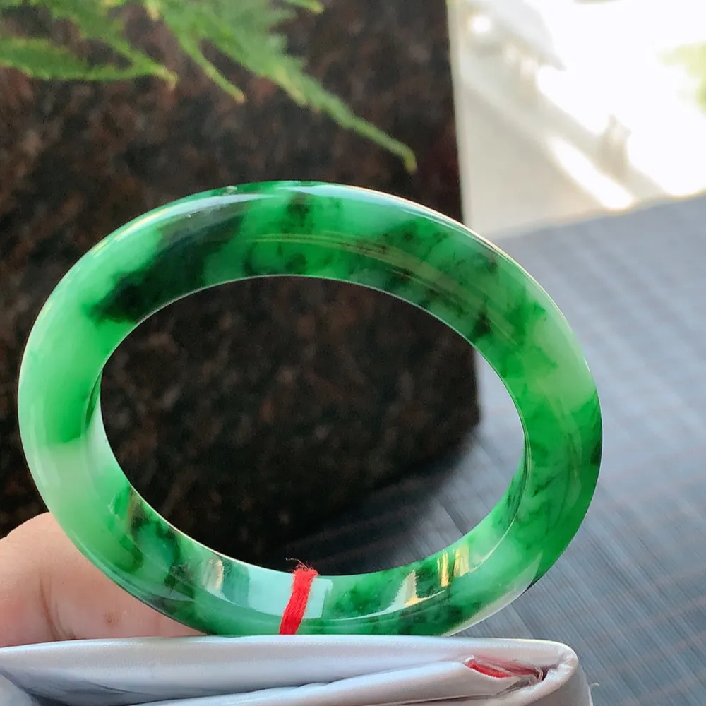 正圈满圈辣绿 无瑕 尺寸:53.1/9.3/9.1 色辣🥰🥰