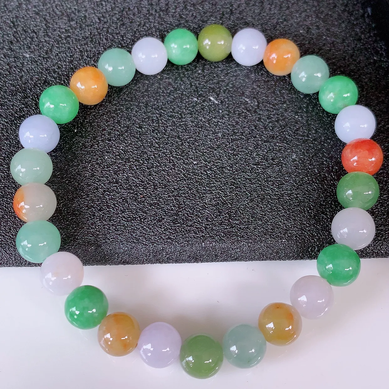 自然光实拍，冰润多宝翡翠手链，多彩翡翠手串，颜色丰富，料子细腻，高档大气，自戴送礼佳品！#46.9取