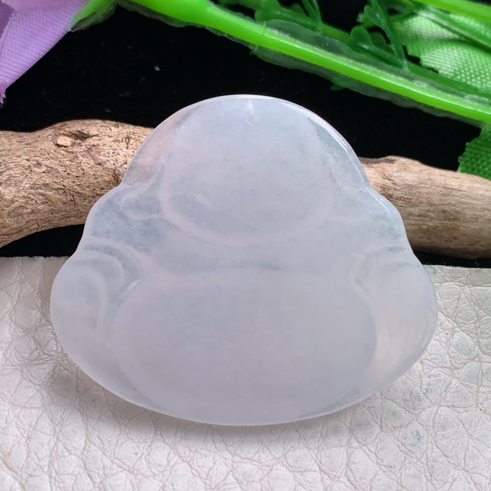 yn实拍32.3*37.8*5.8缅甸翡翠a货精雕白月光佛公 弥勒佛玉吊坠 玉挂件