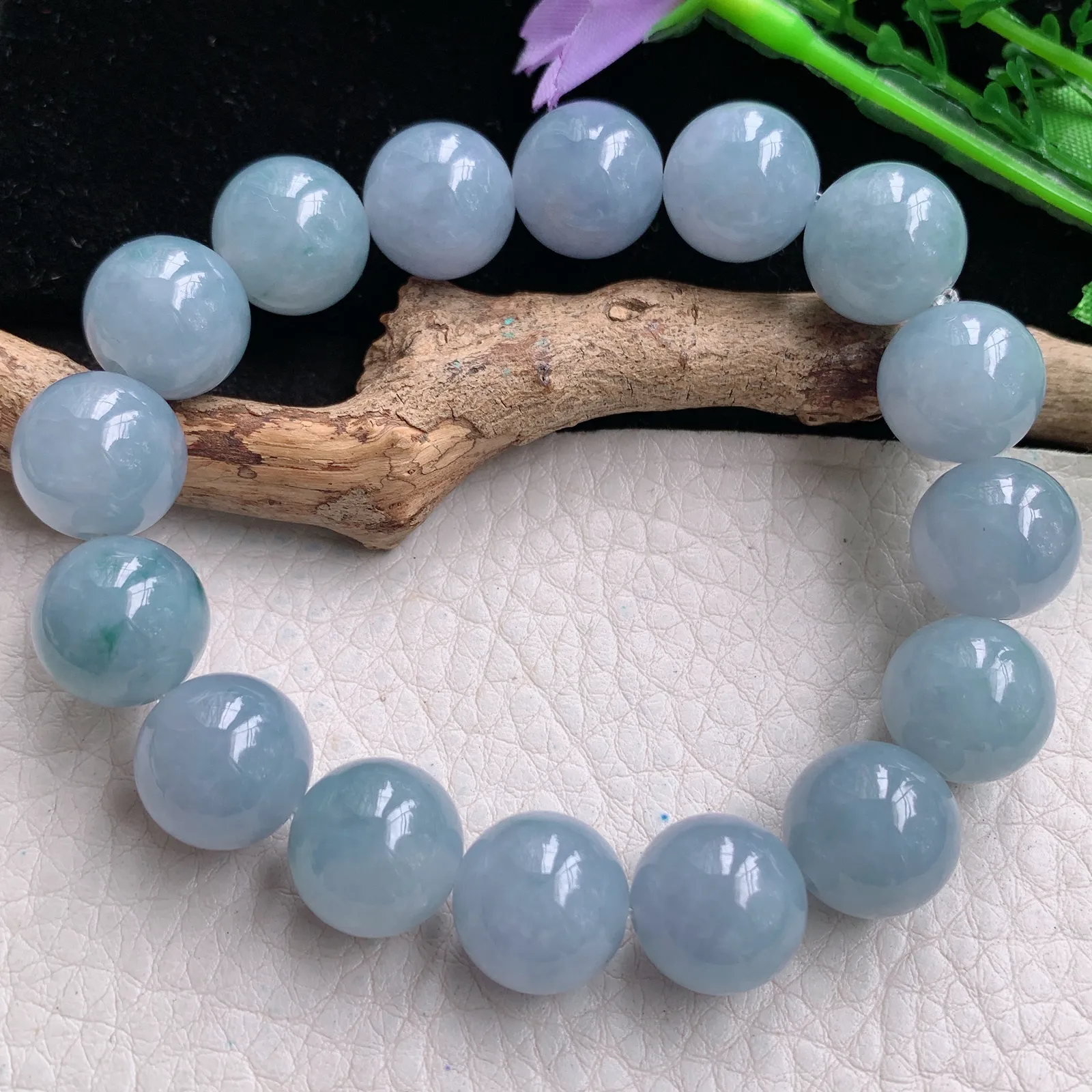 qz实拍13.2mm缅甸翡翠a货精雕紫罗兰贵气圆珠玉手链 玉手串