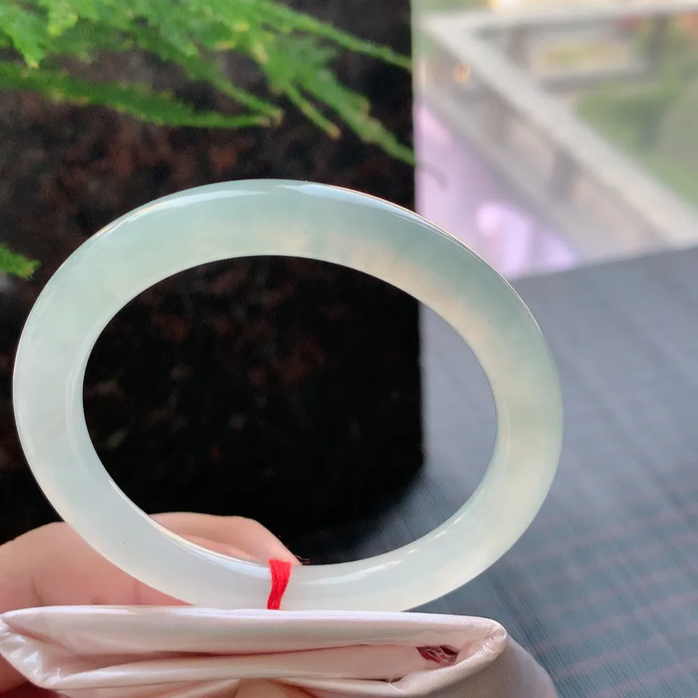 圆条高冰绿 无瑕 尺寸:53.5/7.5/8.1 种水好