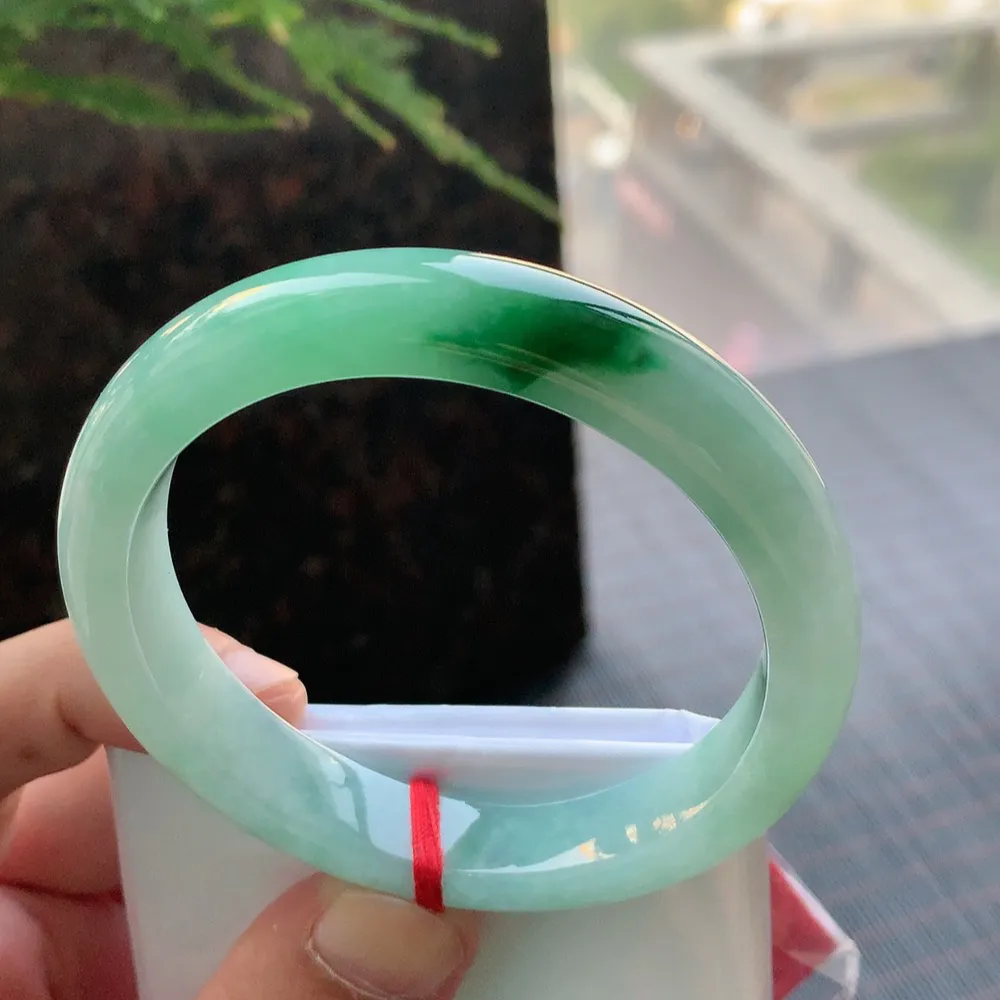 正圈冰糯辣绿 无瑕 尺寸:57.7/12.1/8.3 色好🥰🥰