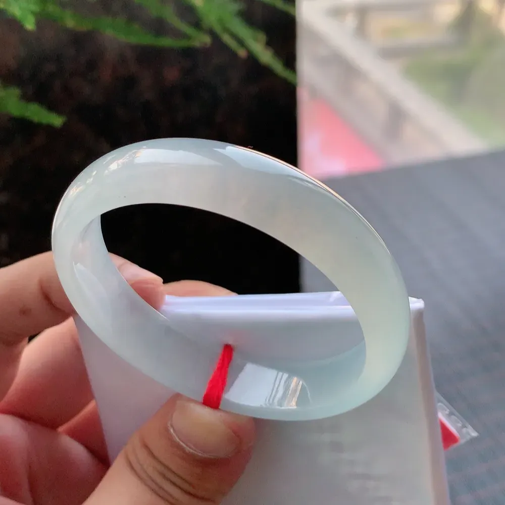 正圈高冰种 无瑕 尺寸:54.3/12.1/6.1 种水好