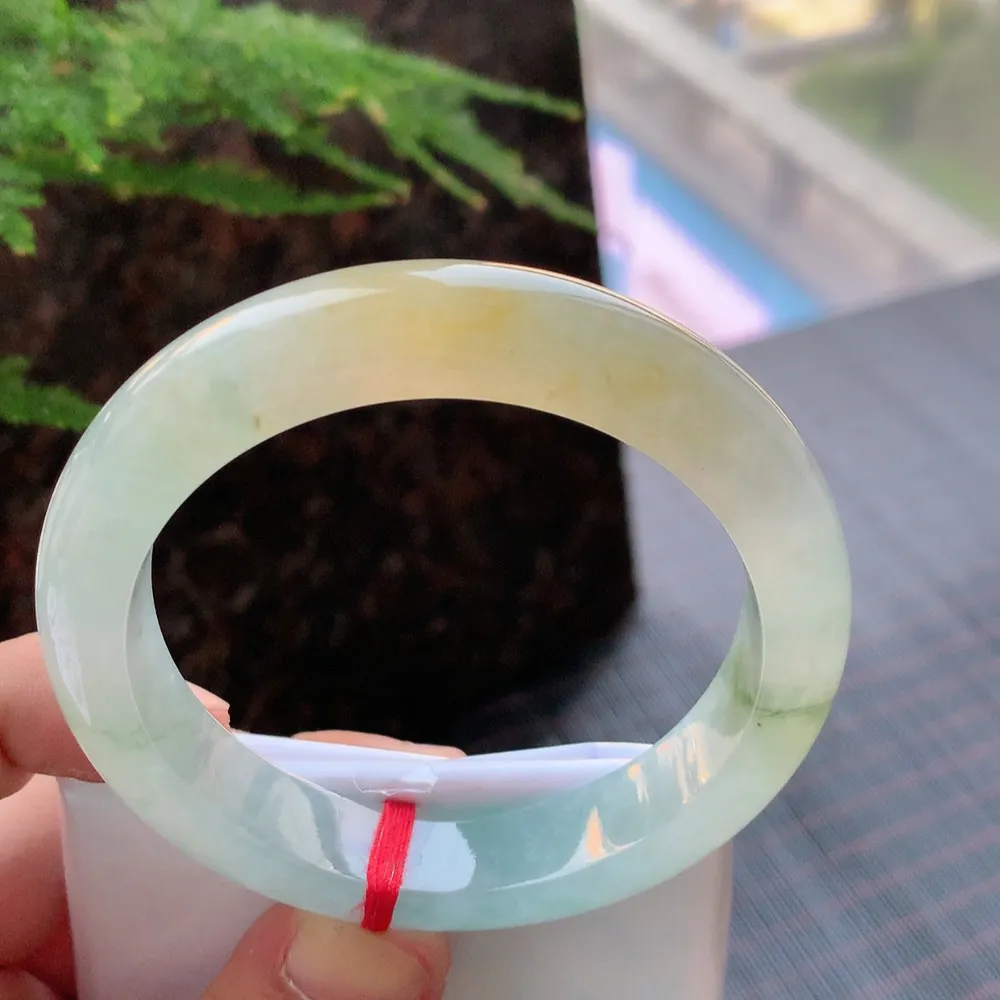 正圈高冰黄翡 无瑕 尺寸:58.1/12.6/9.1种色兼备