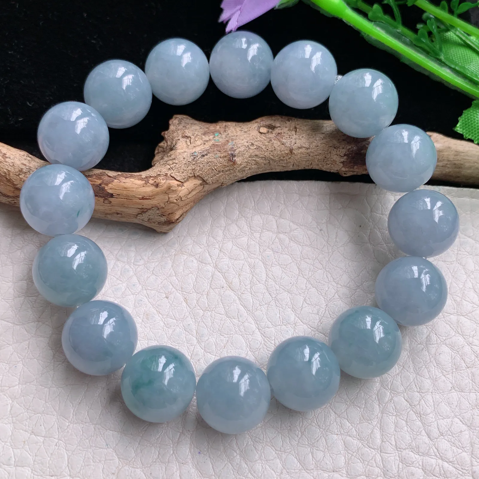 qz实拍13.2mm缅甸翡翠a货精雕紫罗兰贵气圆珠玉手链 玉手串