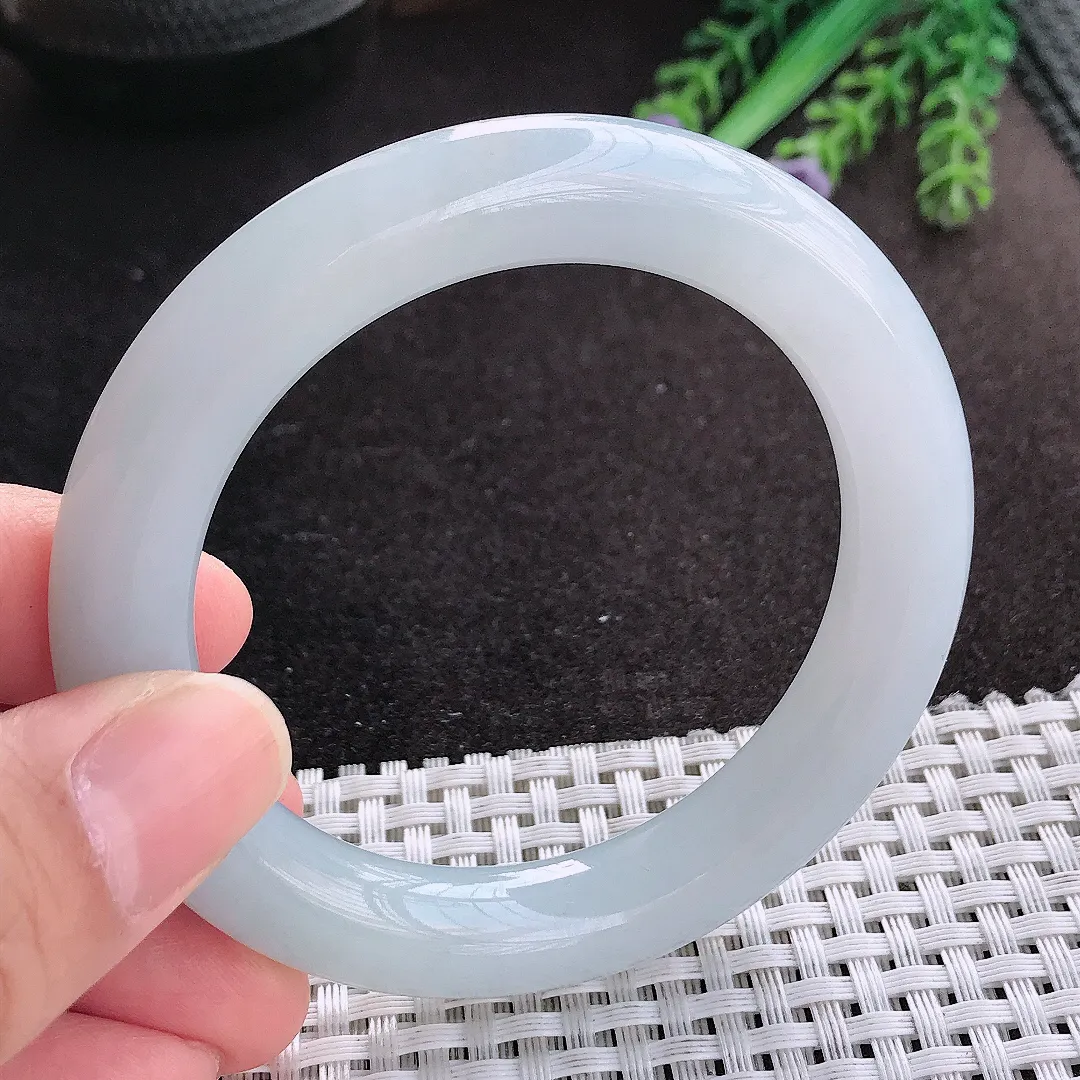 天然A货翡翠53.5/10.8老坑秀气冰胶晴水圆条手镯翡翠玉镯