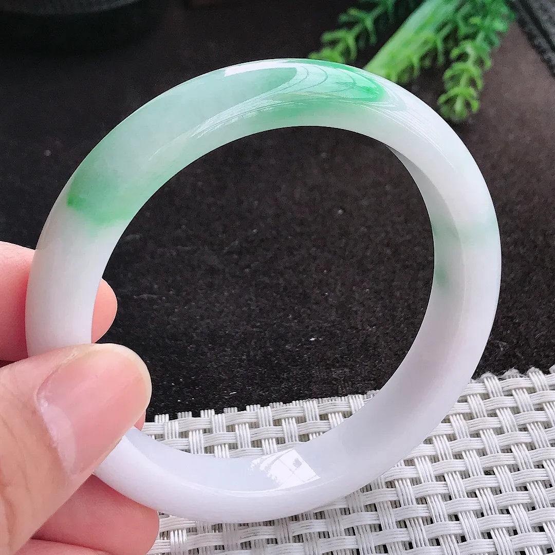 天然A货翡翠57/12/8.2老坑温润飘阳绿手镯宽边玉镯