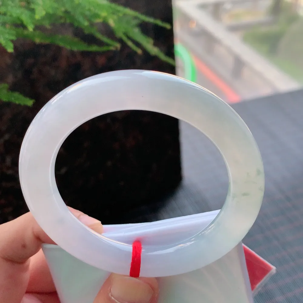 圆条高冰飘花 无瑕 尺寸:56.5/11.2/11.1 花美