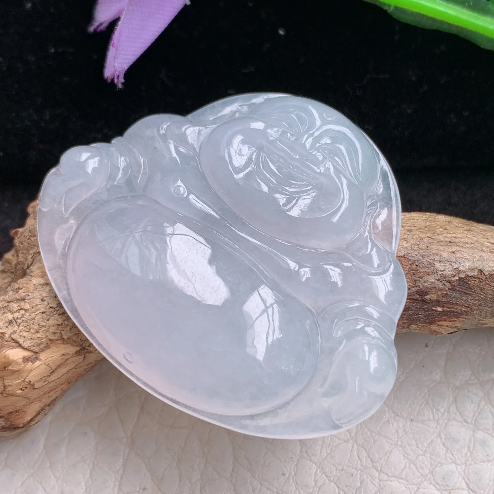 yn实拍32.3*37.8*5.8缅甸翡翠a货精雕白月光佛公 弥勒佛玉吊坠 玉挂件