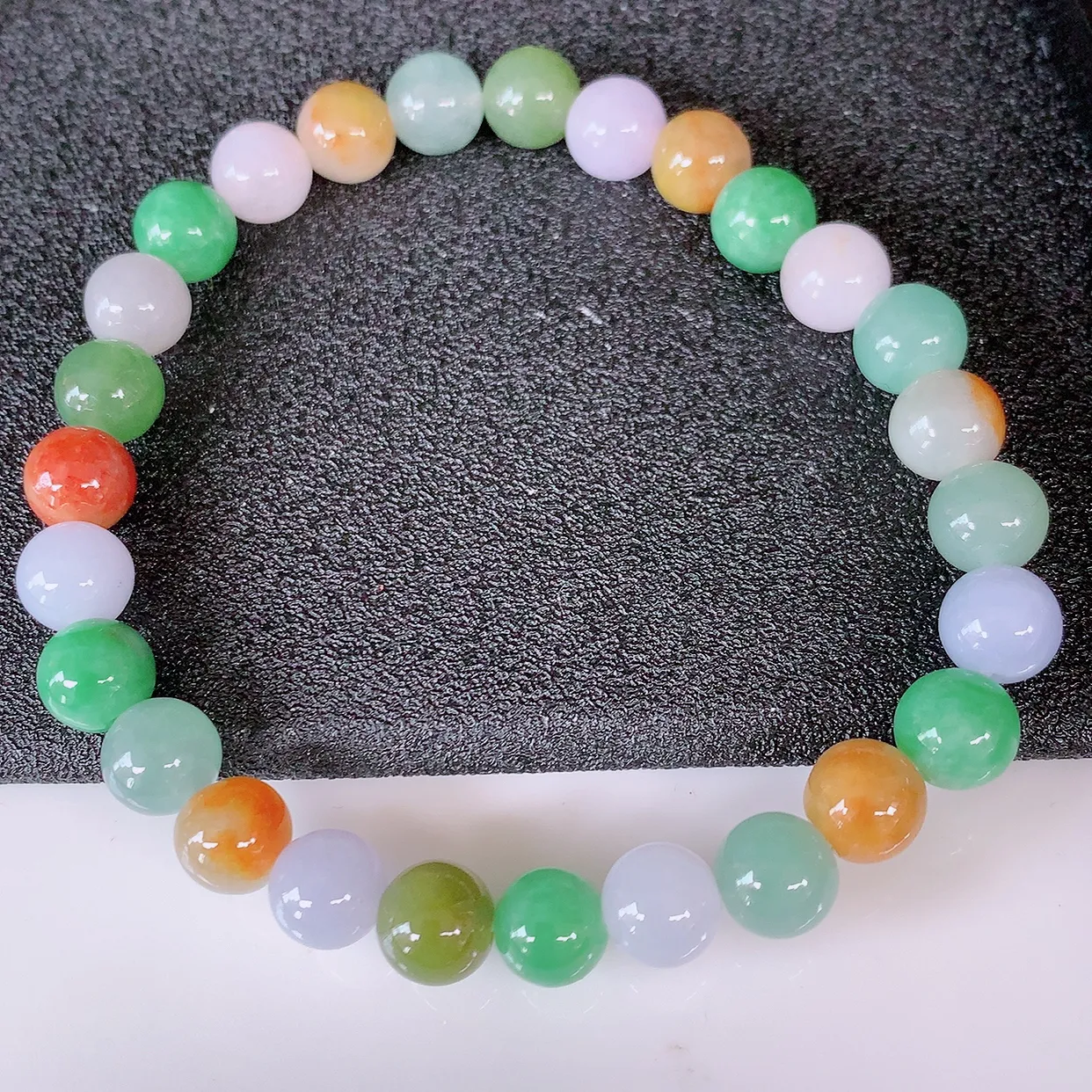 自然光实拍，冰润多宝翡翠手链，多彩翡翠手串，颜色丰富，料子细腻，高档大气，自戴送礼佳品！#46.9取一尺寸7.2mm
