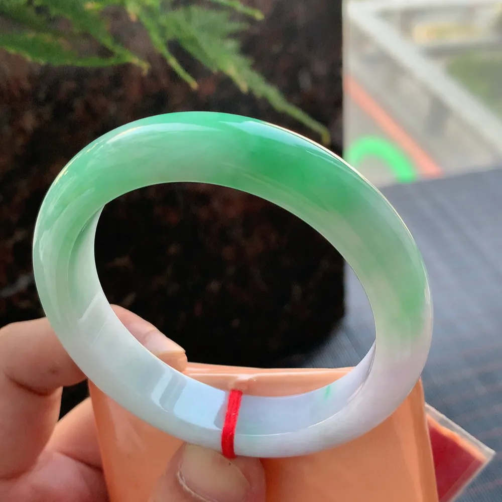 正圈冰糯春彩 无瑕 尺寸:56.1/12.5/8.6 超美