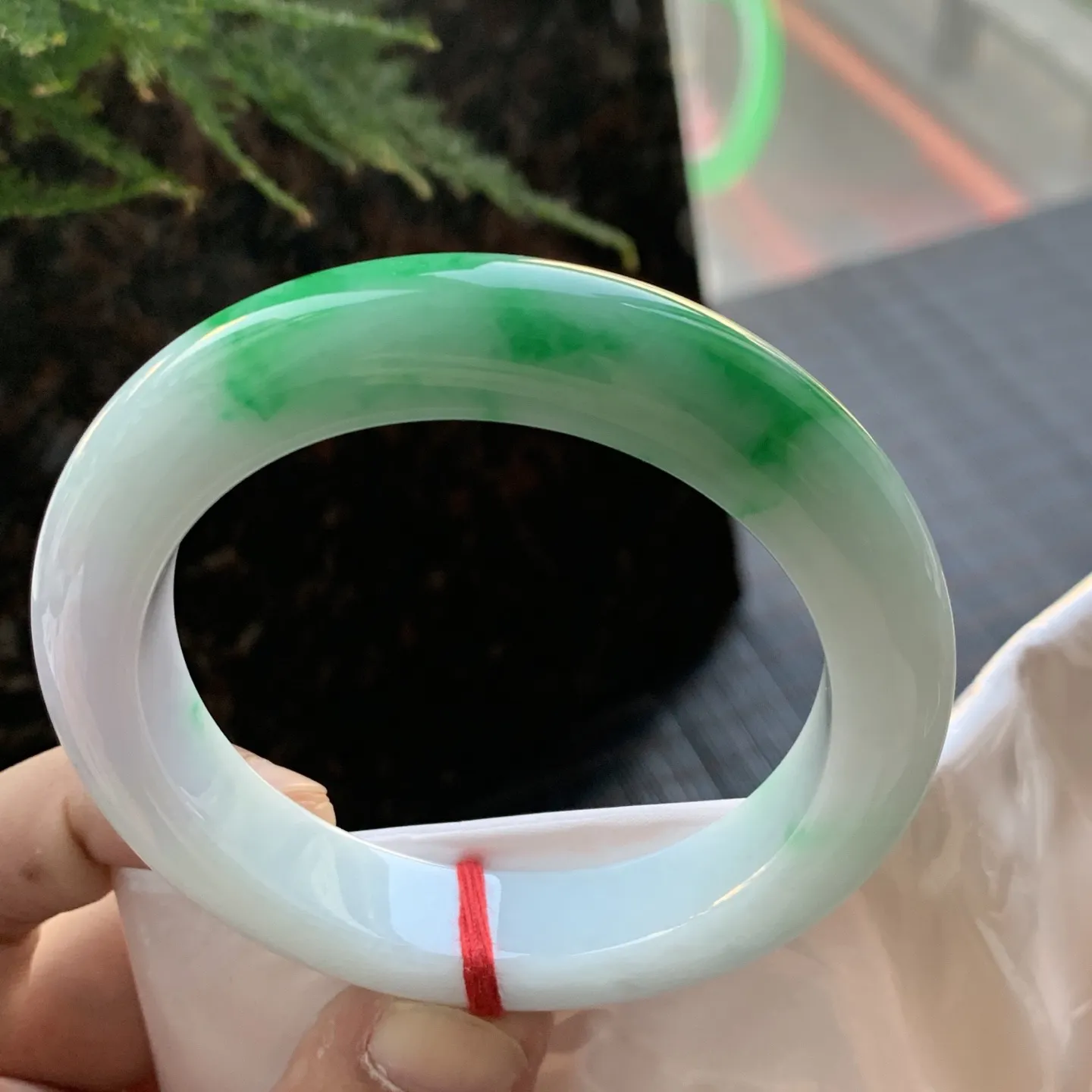 正圈一大节阳绿 无瑕 尺寸:57.8/13/10.4 色好