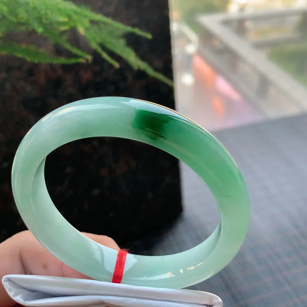 正圈冰糯辣绿 无瑕 尺寸:57.7/12.1/8.3 色好🥰🥰