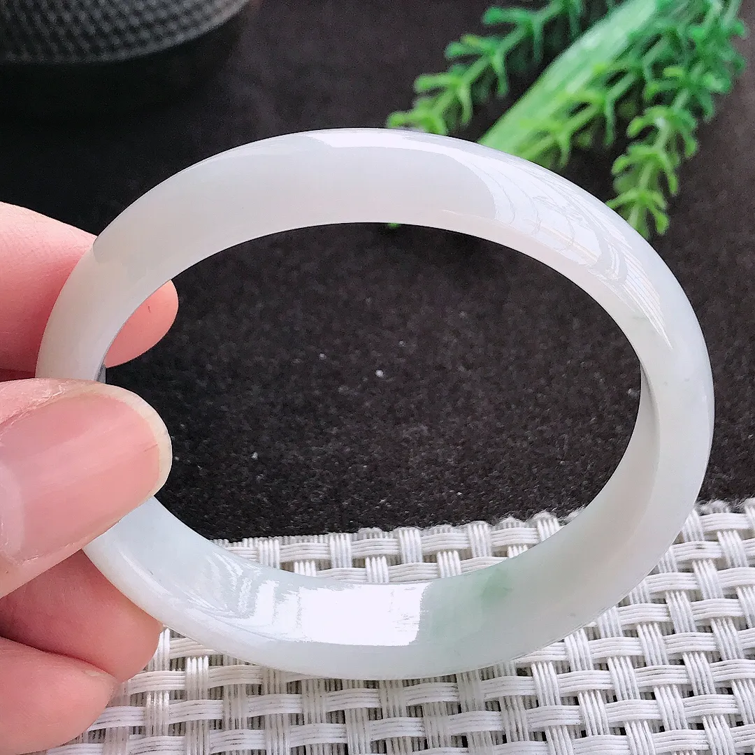 天然A货翡翠54/48.5/13.3/6.1老坑秀气冰润贵妃手镯宽边玉镯