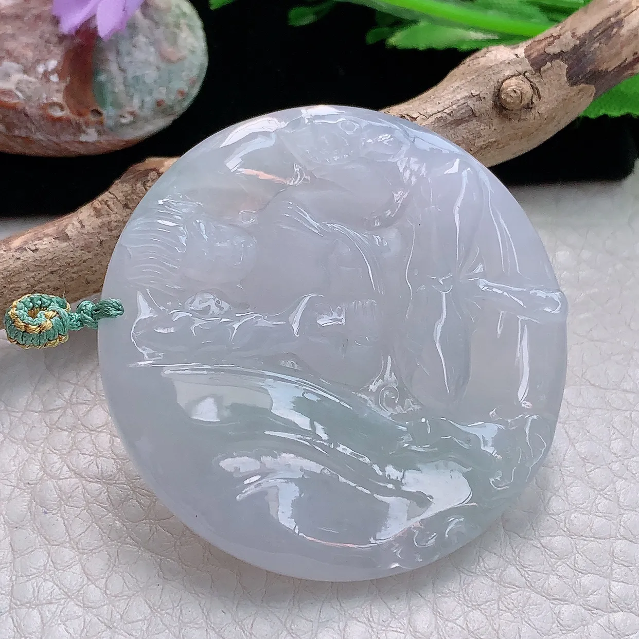 yn实拍51*5.2缅甸天然翡翠不动冥王吊坠冰透精雕生肖守护神玉坠