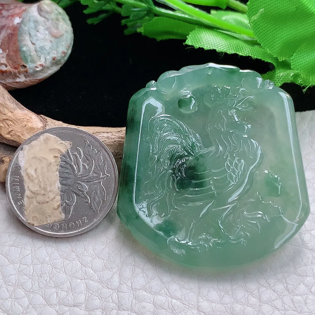 ktj实拍47.5*41.5*5天然翡翠a货精雕冰晴飘花金鸡独立 生肖鸡玉吊坠