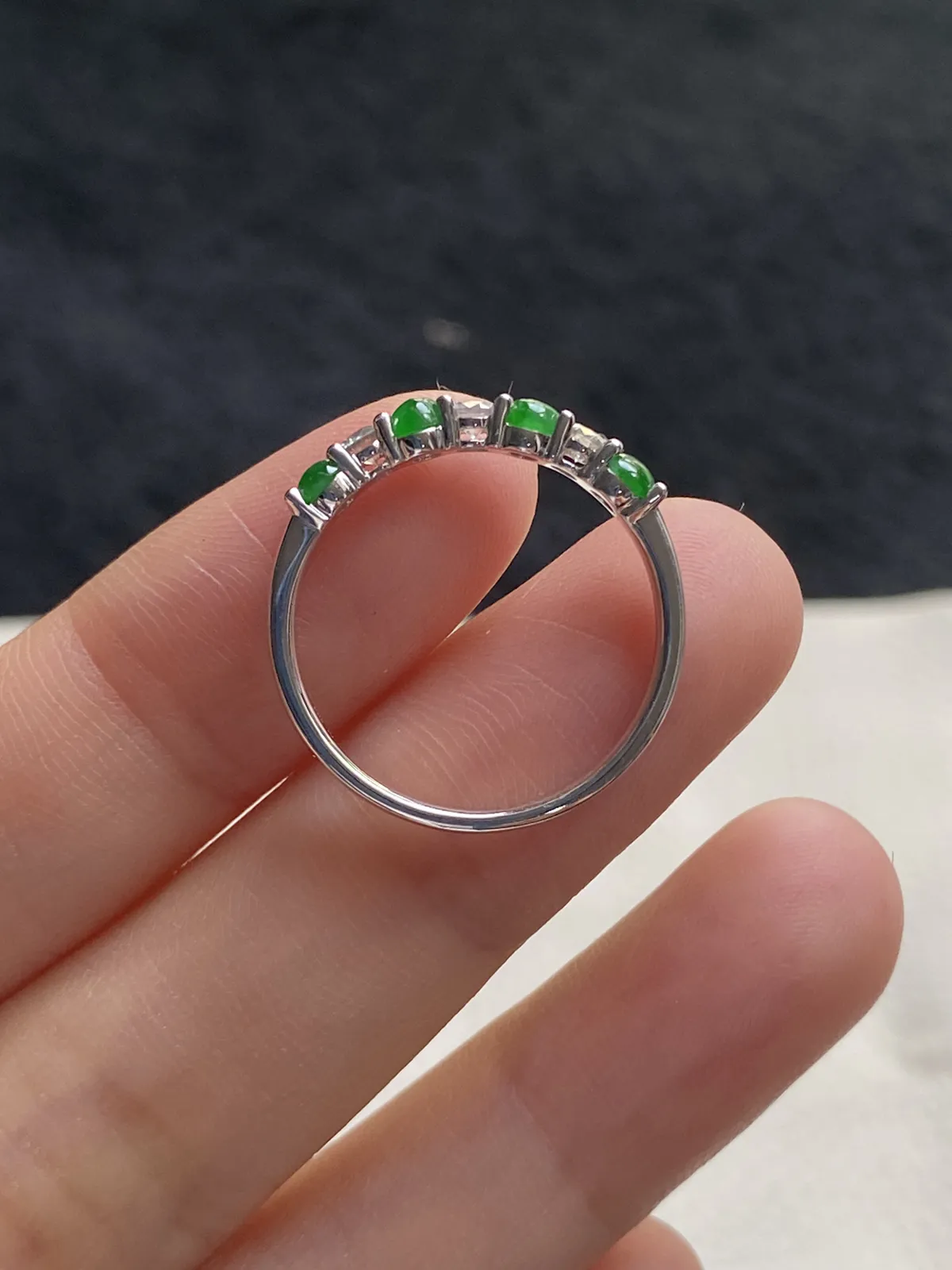 翡翠女戒，印记：Au750,伴钻石