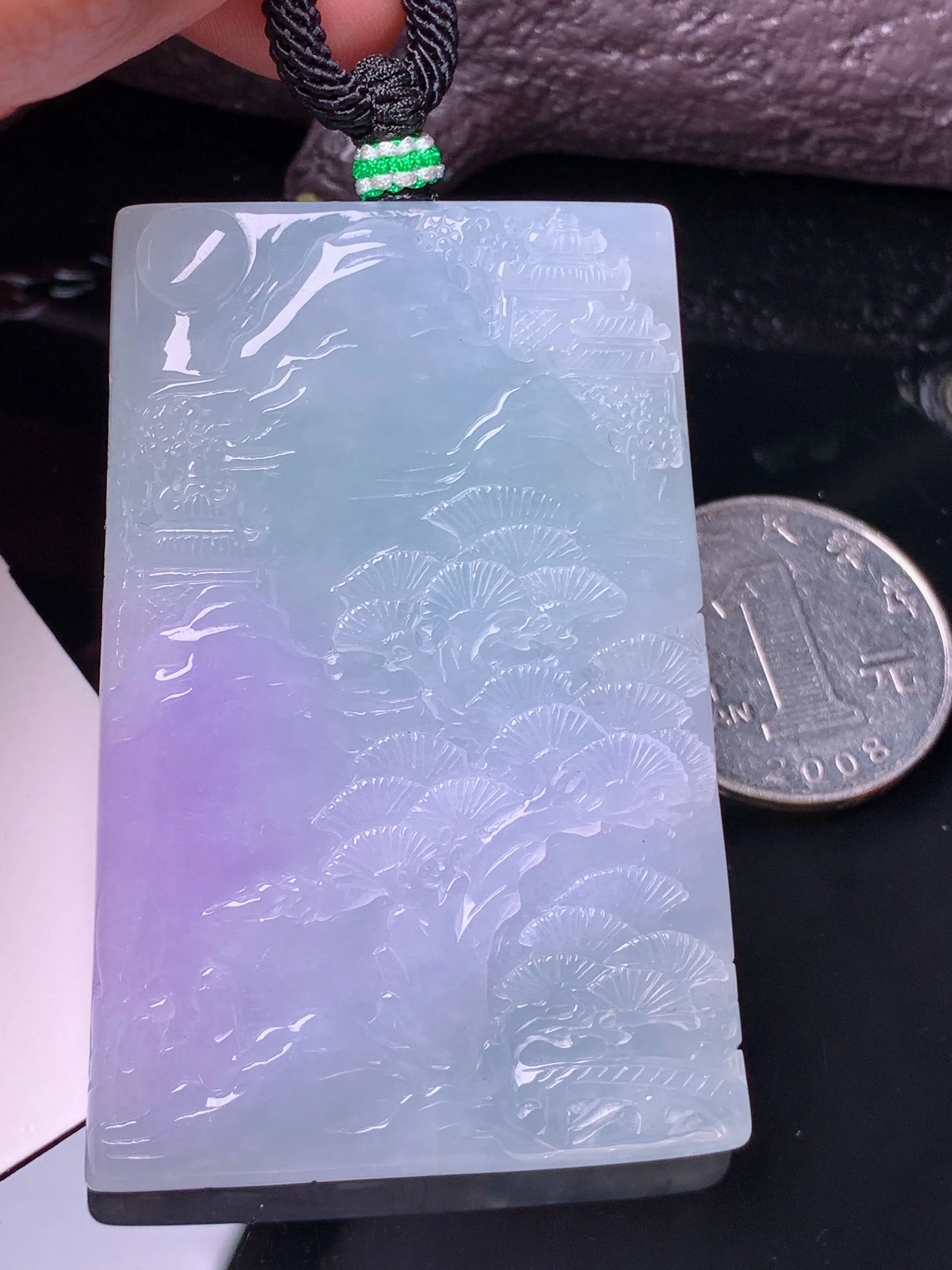 紫罗兰山水牌吊坠 玉质细腻 水润亮眼 色泽艳丽 整体尺寸60*40.8*6.8