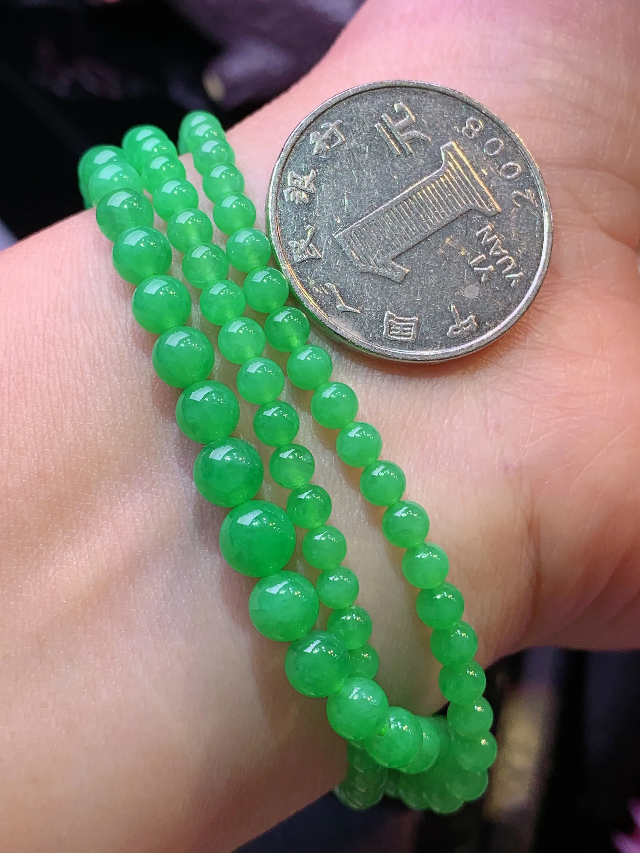 满绿圆珠项链 玉质细腻 水润亮眼 色泽艳丽 整体尺寸6