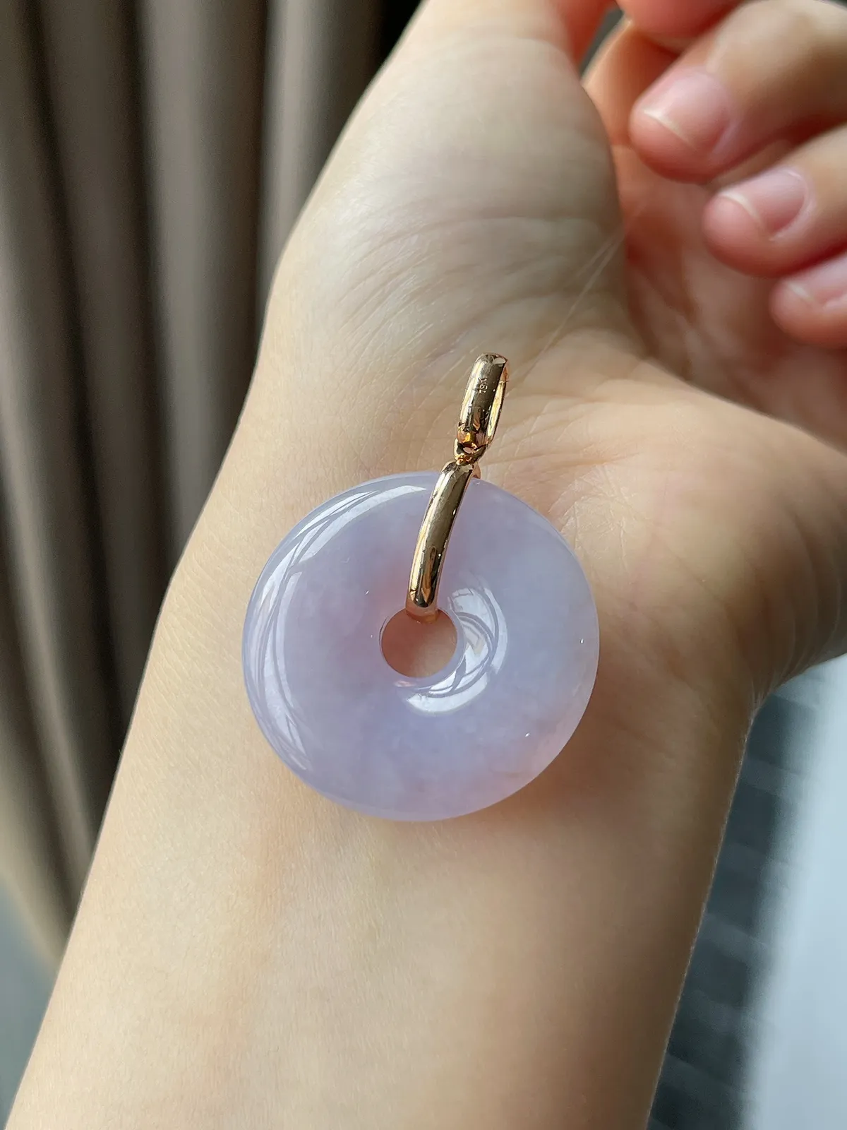 18k金镶嵌翡翠冰糯种紫色平安扣