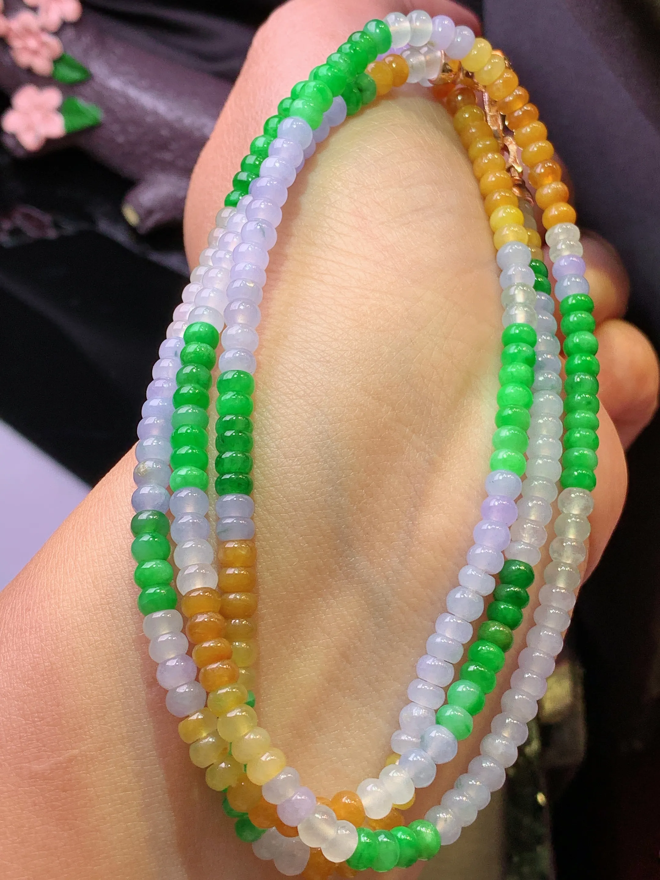 多彩算盘珠项链 玉质细腻 水润亮眼 色泽艳丽 整体尺寸4.2*2.8