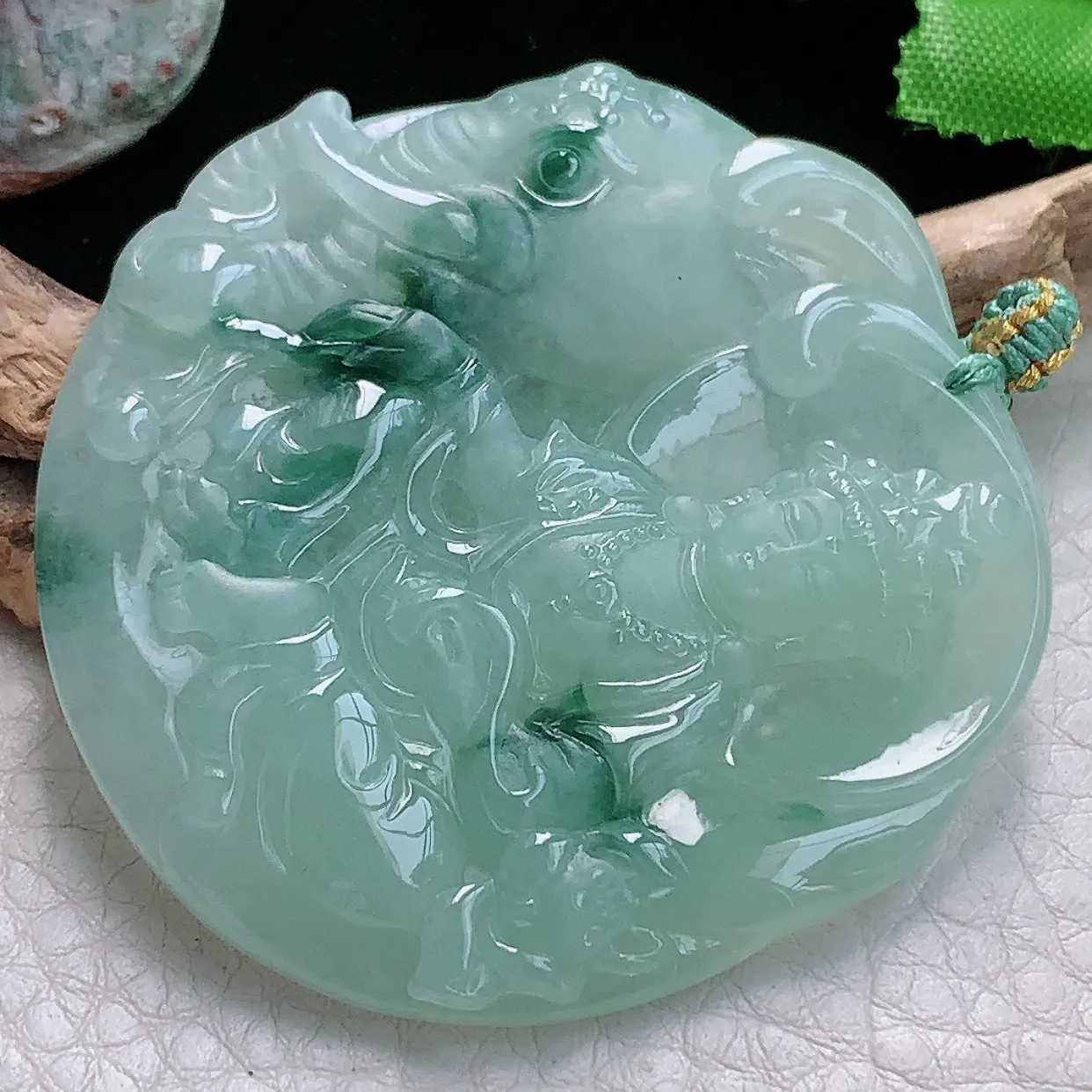 yn实拍52*5.3缅甸天然翡翠菩贤观音菩萨吊坠冰透飘花生肖守护神