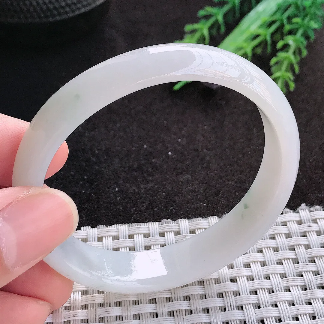 天然A货翡翠54/48.5/13.3/6.1老坑秀气冰润贵妃手镯宽边玉镯