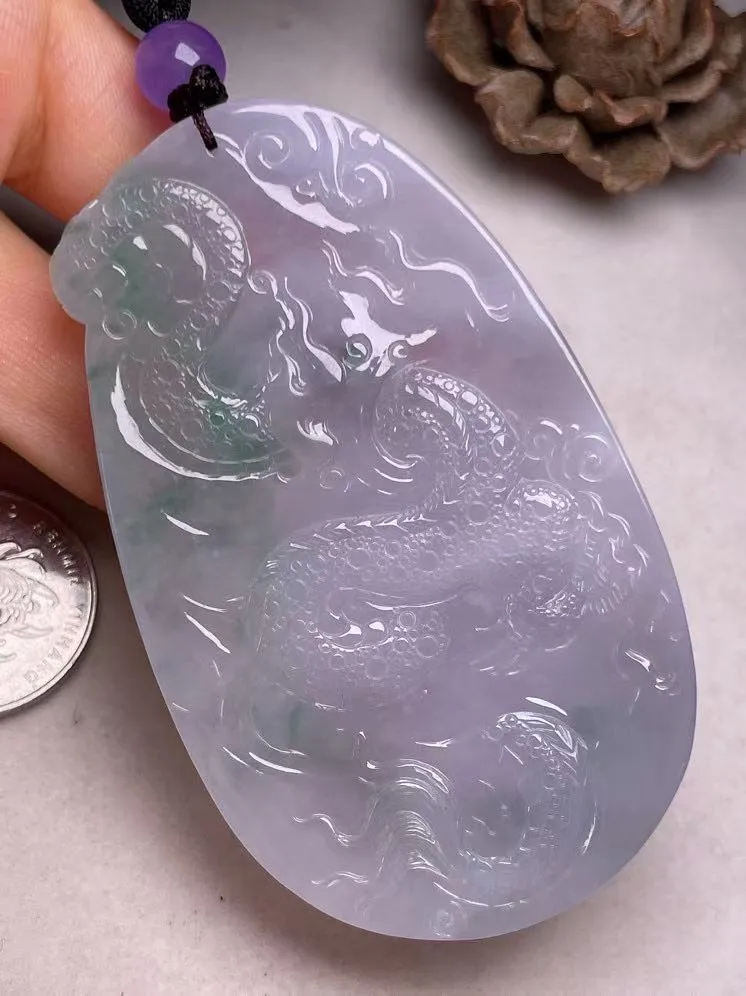 冰糯种飘绿【祥龙观音】吊坠，种水好，玉质细腻 ，卖相好.