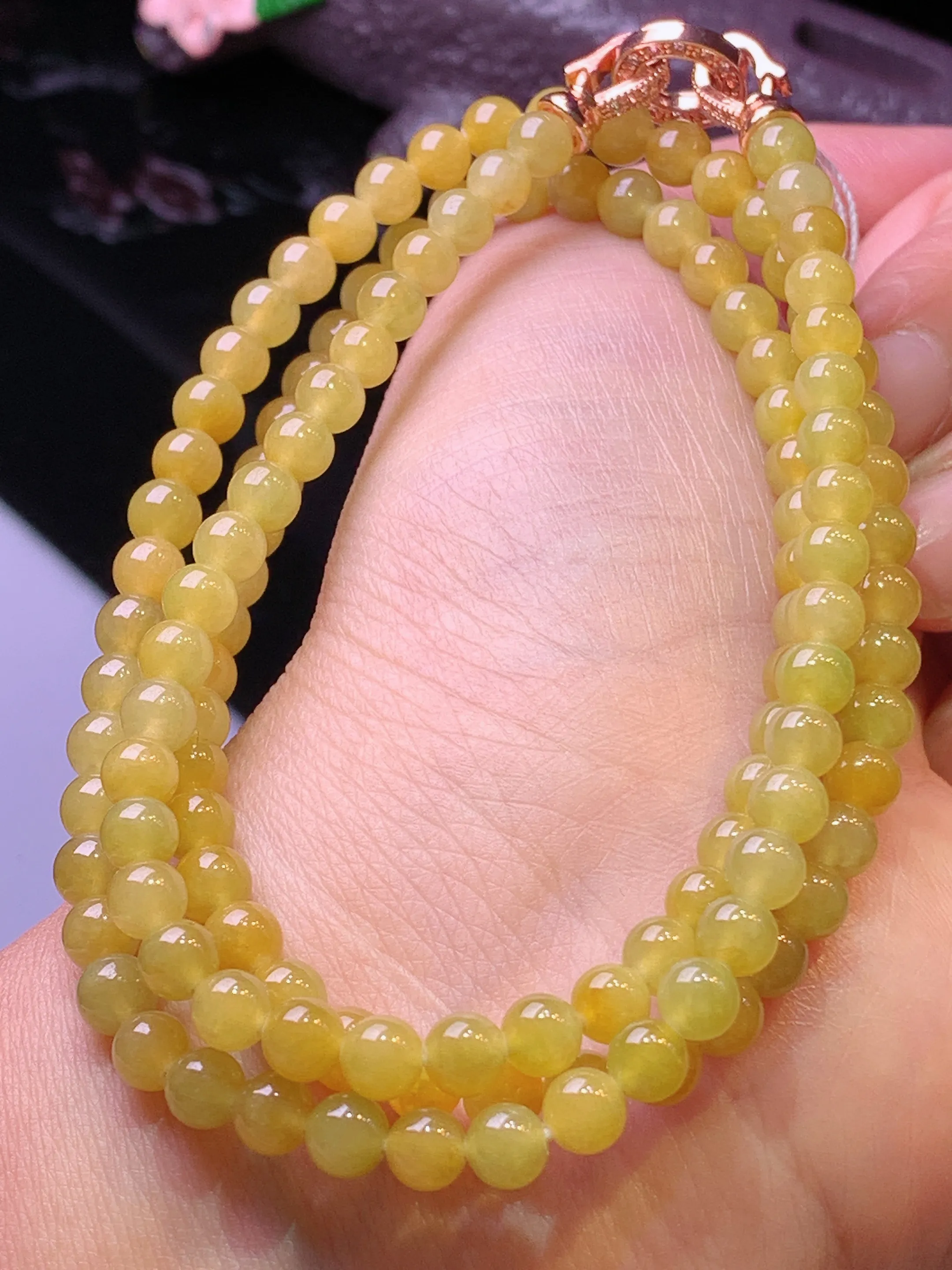 黄翡圆珠项链 玉质细腻 水润亮眼 色泽艳丽 整体尺寸5