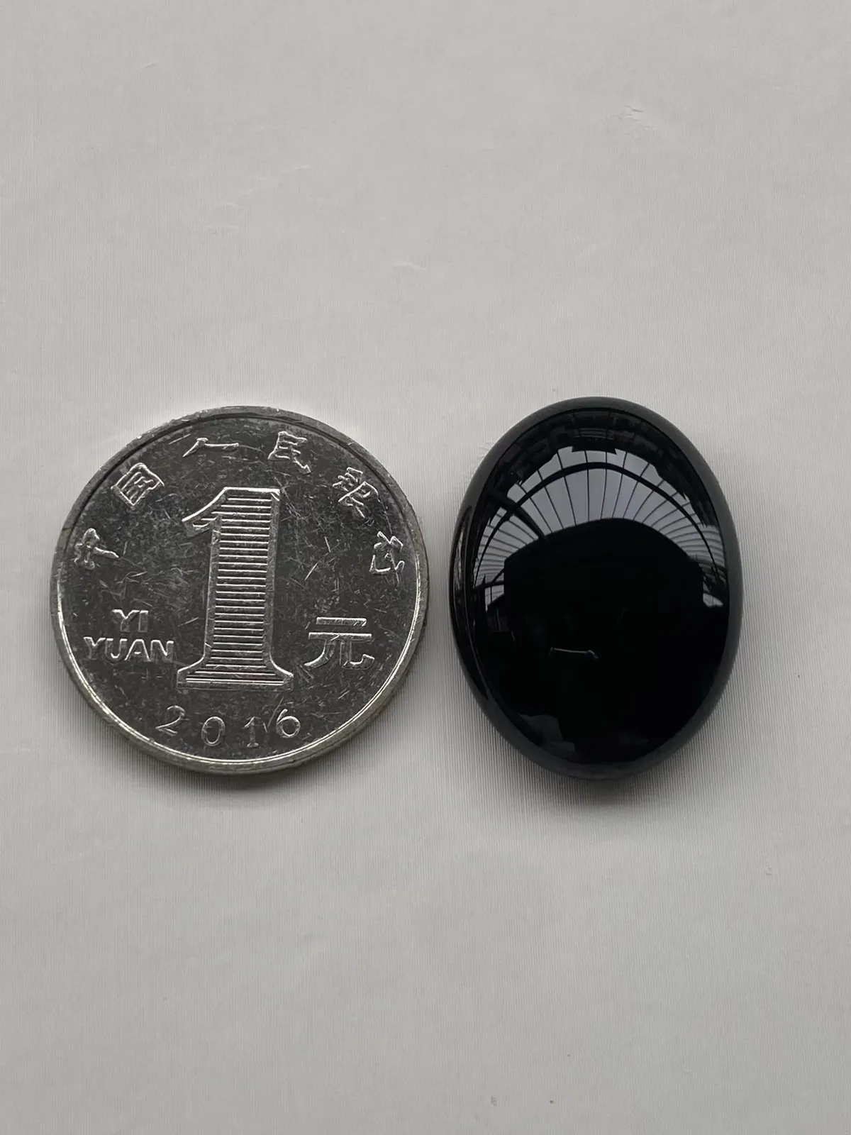 墨翠【鸽子蛋】细腻干净，黑度好、性价比高，雕工精湛，打灯透绿‘