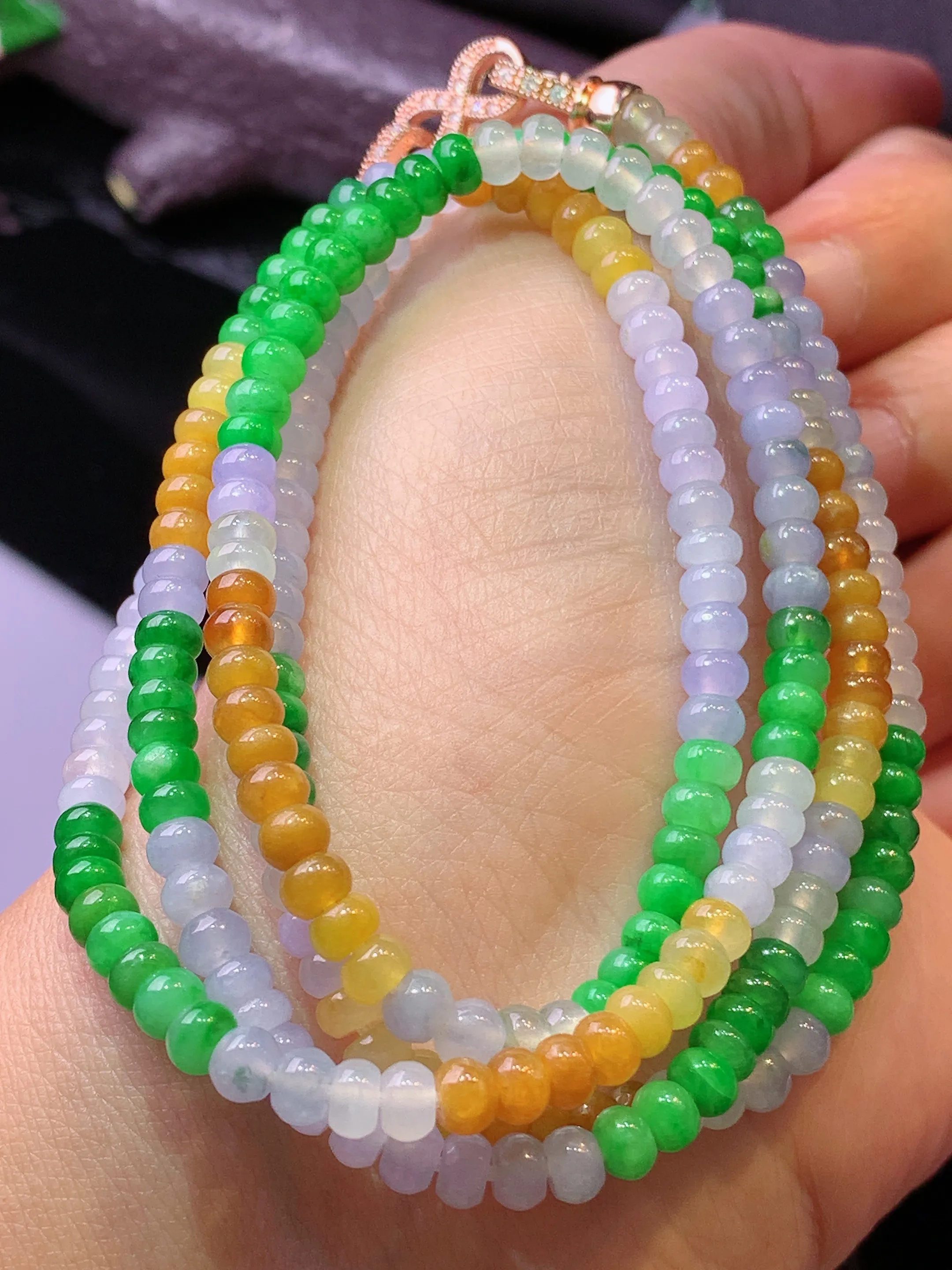 多彩算盘珠项链 玉质细腻 水润亮眼 色泽艳丽 整体尺寸4.2*2.8