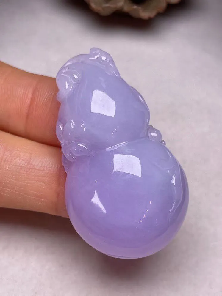冰糯种紫罗兰【葫芦】吊坠，种水好，玉质细腻 ，卖相好