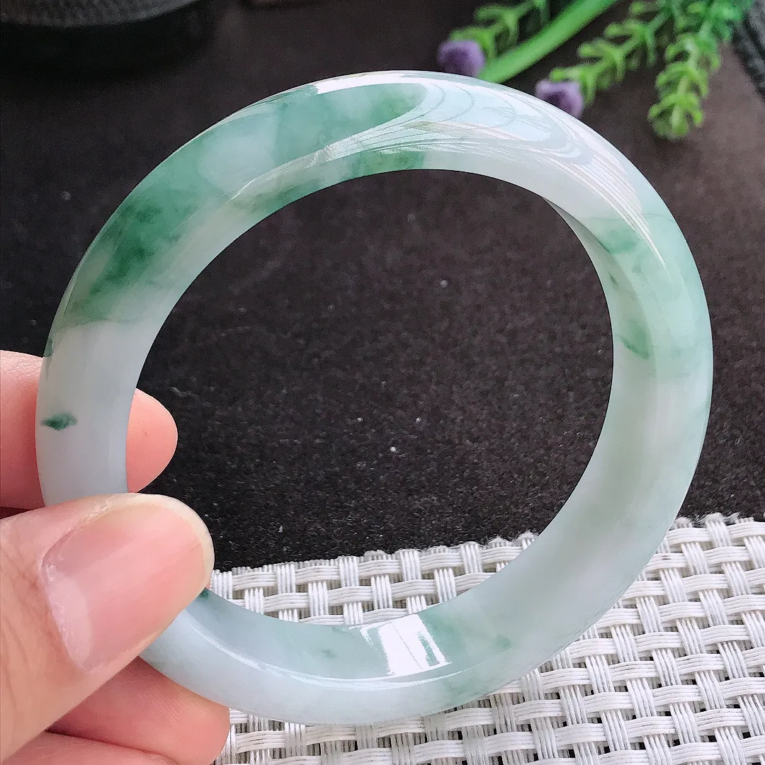 天然A货翡翠58.8/13.5/8.7老坑冰胶水灵飘花手镯宽边玉镯