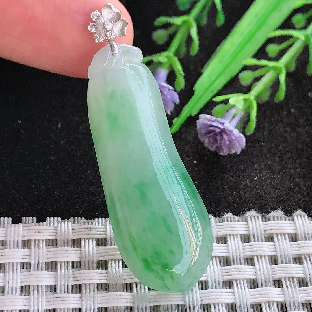 天然A货翡翠40.8/16/5.9老坑18k金镶嵌冰胶飘阳绿福瓜吊坠翡翠挂件