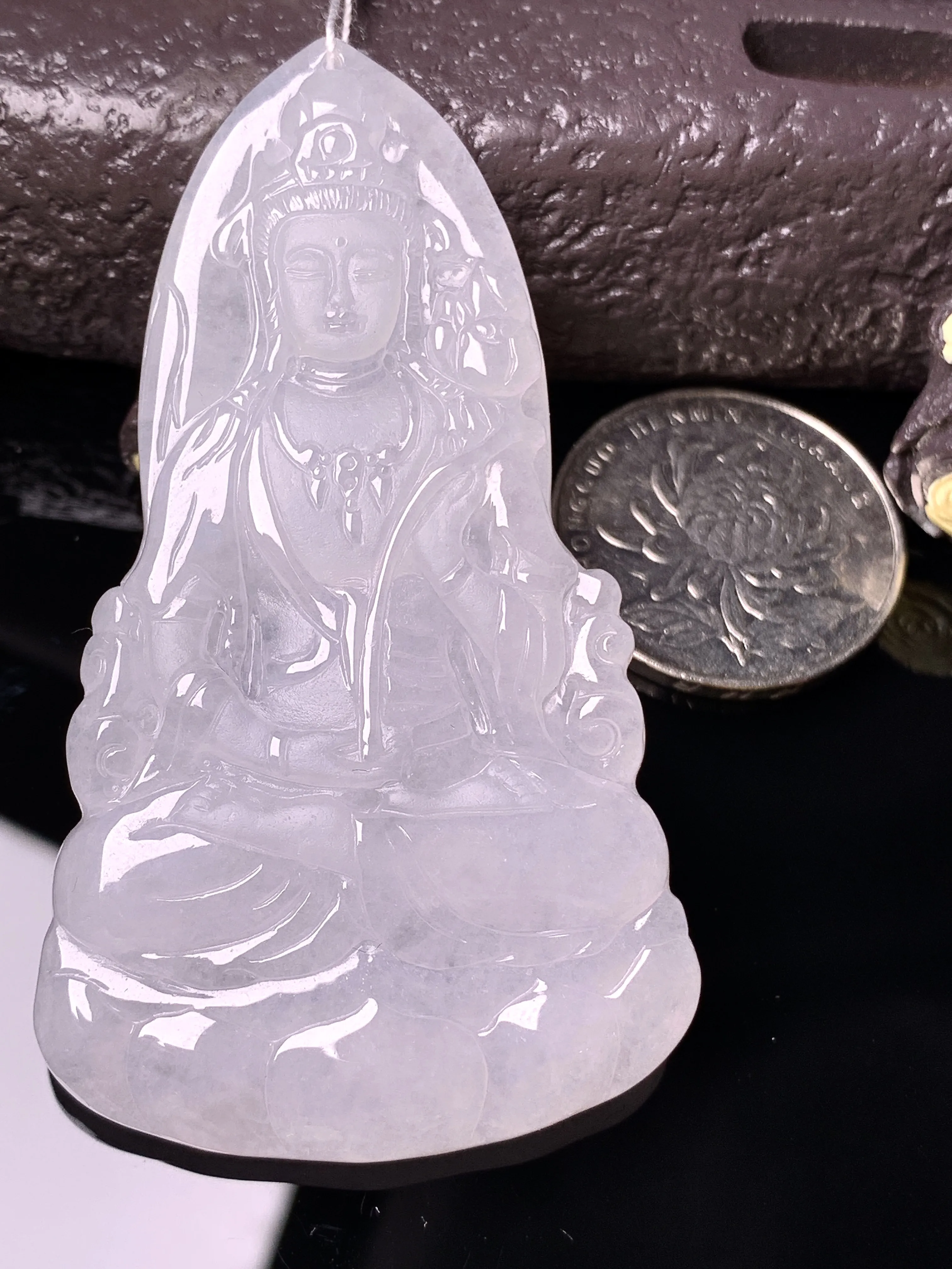 冰种度母观音吊坠 玉质细腻 水润亮眼 色泽艳丽 整体尺寸67*38*5.5