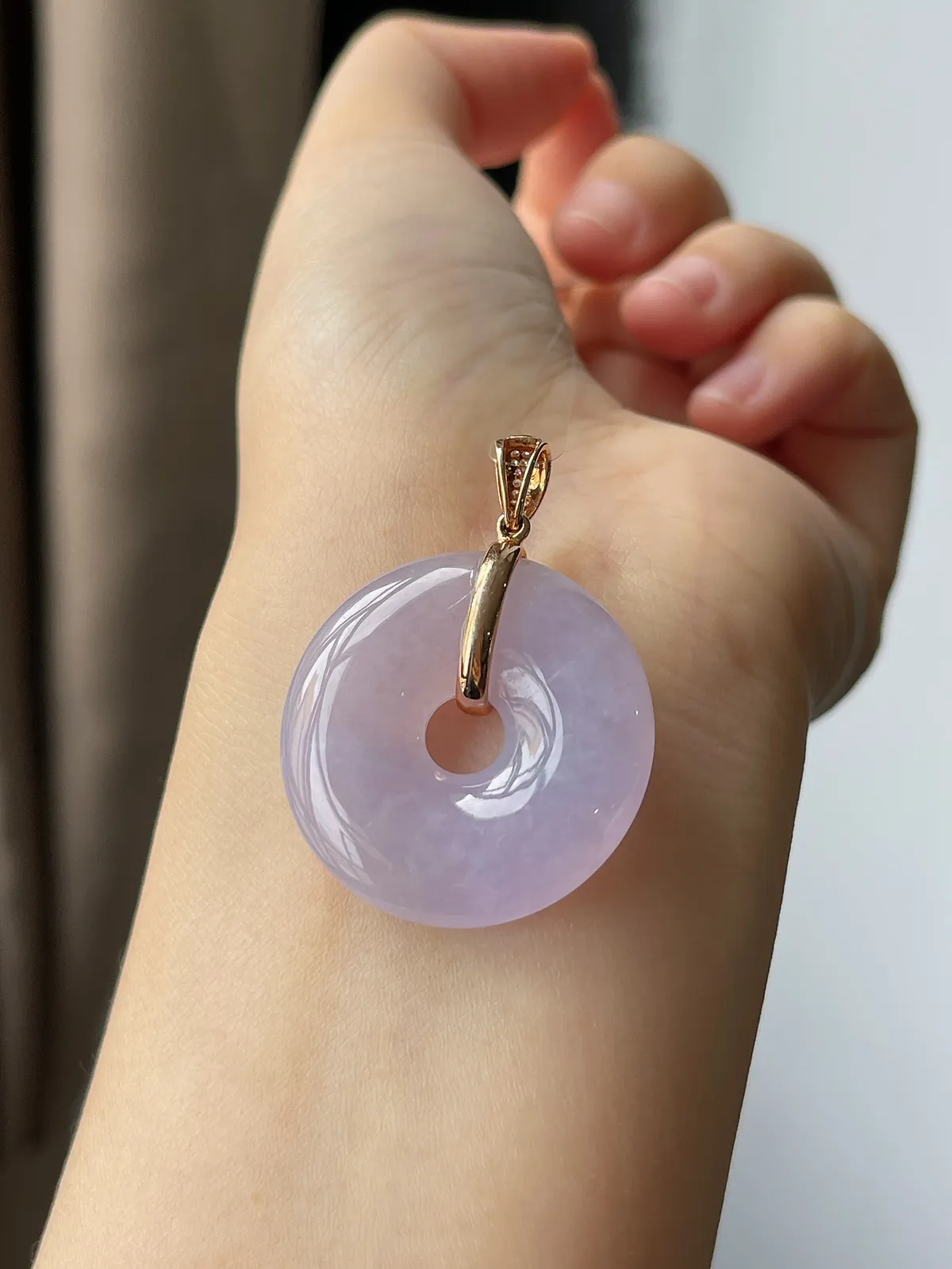 18k金镶嵌翡翠冰糯种紫色平安扣