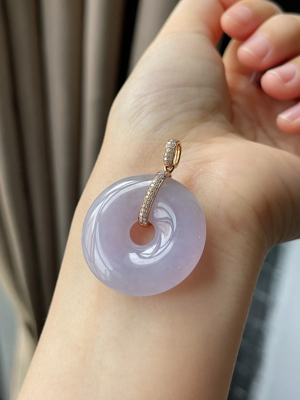 18k金镶嵌翡翠冰糯种紫色平安扣