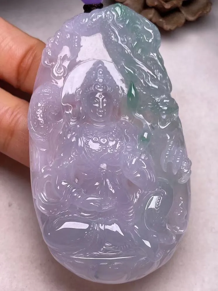 冰糯种飘绿【祥龙观音】吊坠，种水好，玉质细腻 ，卖相好.