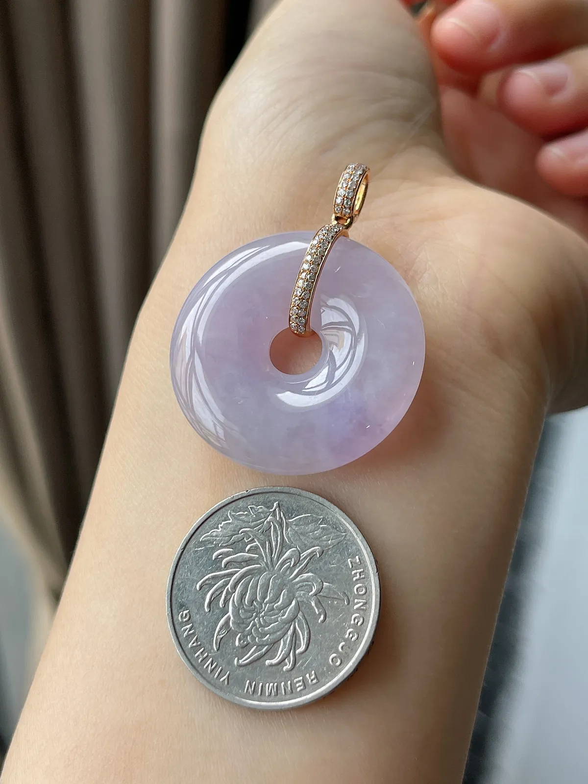 18k金镶嵌翡翠冰糯种紫色平安扣