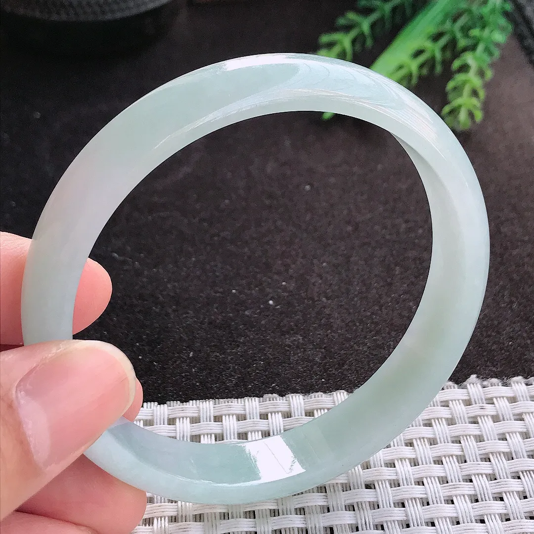 天然A货翡翠61/12.4/6.3老坑冰润水灵大圈口手镯宽边玉镯