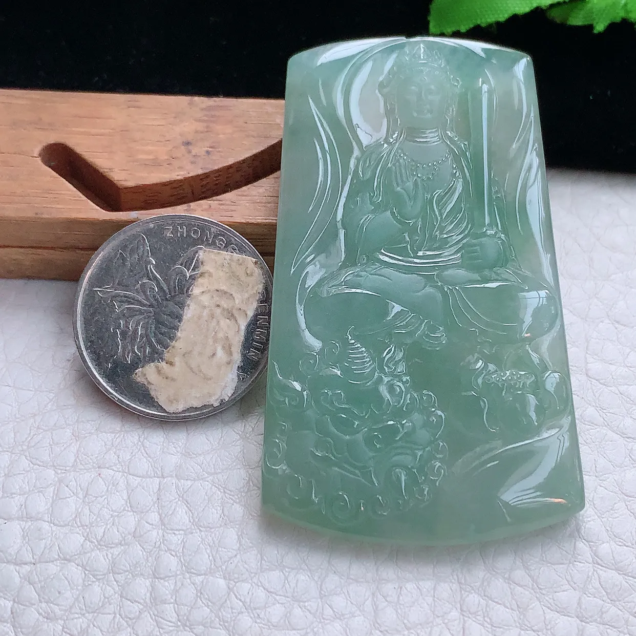 ktj实拍62.5*36.5*5.5天然翡翠a货精雕冰晴文殊菩萨 生肖守护神玉吊坠