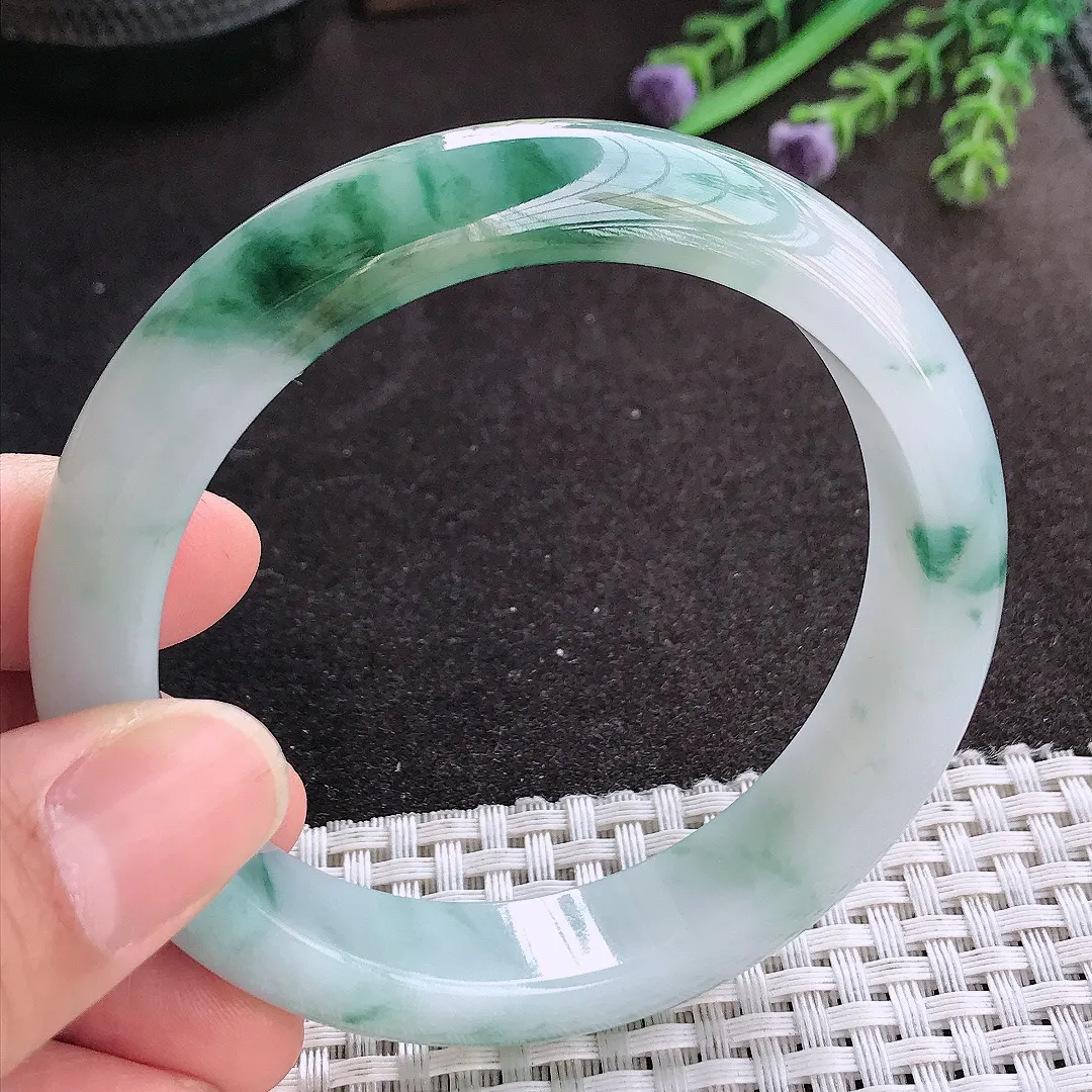 天然A货翡翠58.8/13.5/8.7老坑冰胶水灵飘花手镯宽边玉镯