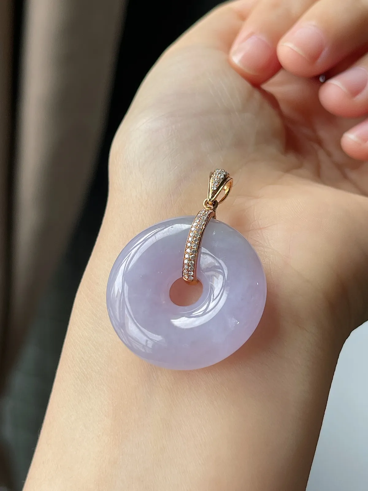 18k金镶嵌翡翠冰糯种紫色平安扣