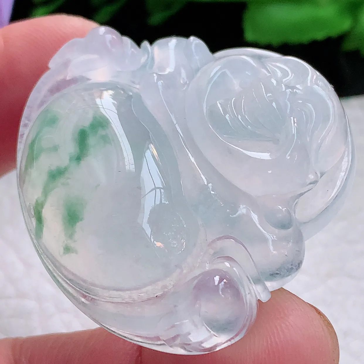 gp 实拍缅甸天然翡翠冰种飘花大佛公吊坠